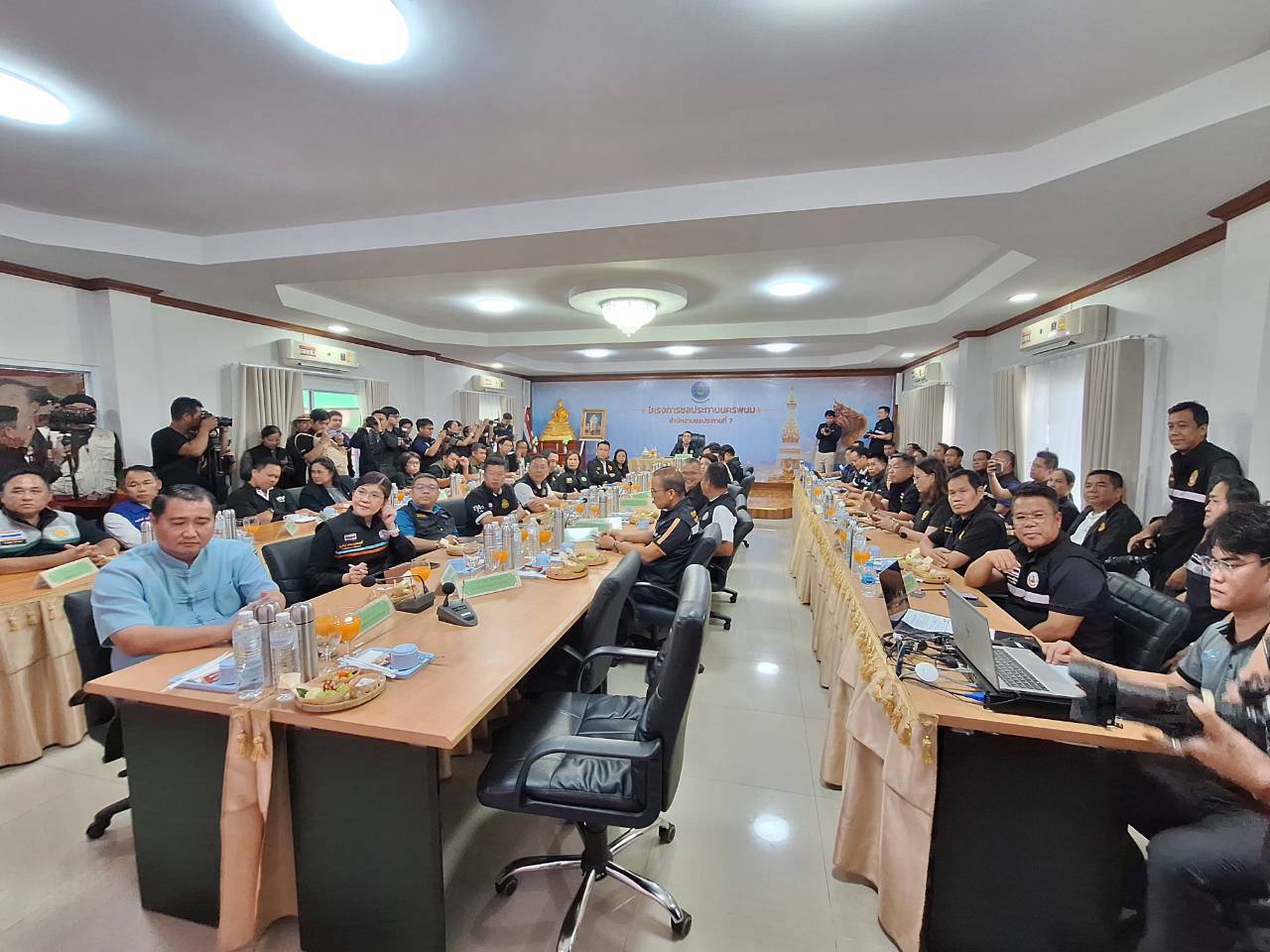 title - รมว.กษ. และ รมช.กษ. ลงพื้นที่ตรวจราชการในพื้นที่จังหวัดนครพนม